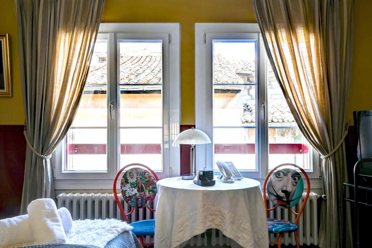 Hotel Des Artistes Tarascon Exteriér fotografie